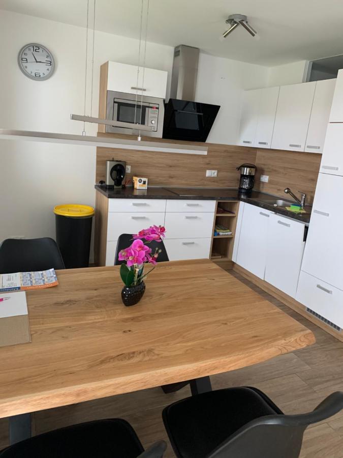 Ferienwohnung Am Yachthafen 크레스브론암보덴지 외부 사진