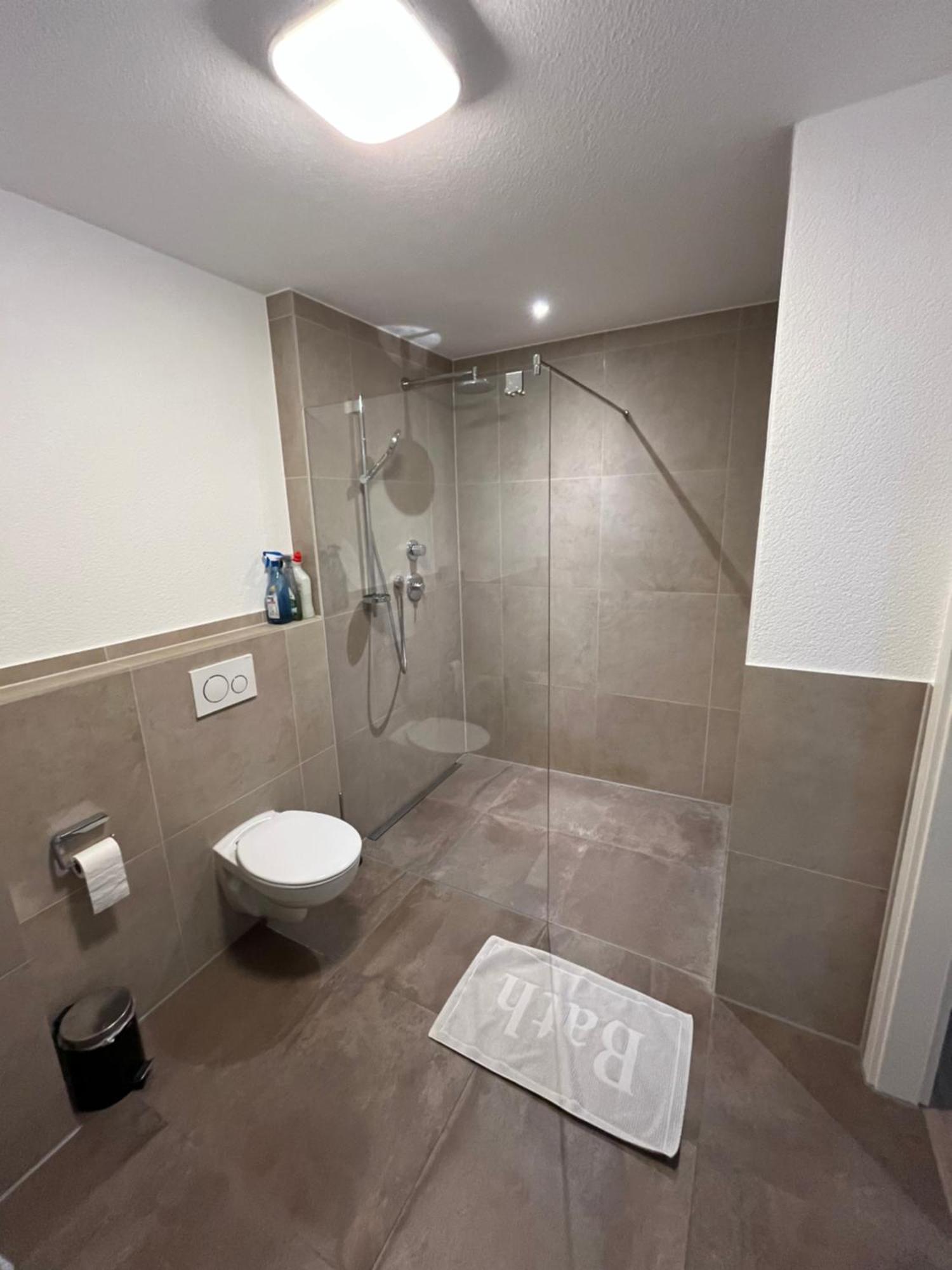 Ferienwohnung Am Yachthafen 크레스브론암보덴지 외부 사진